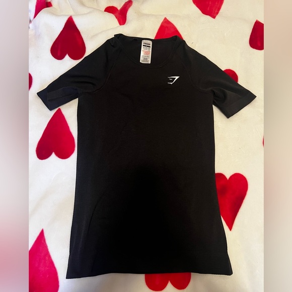 Black short sleeve GYMSHARK tshirt - Picture 1 of 2